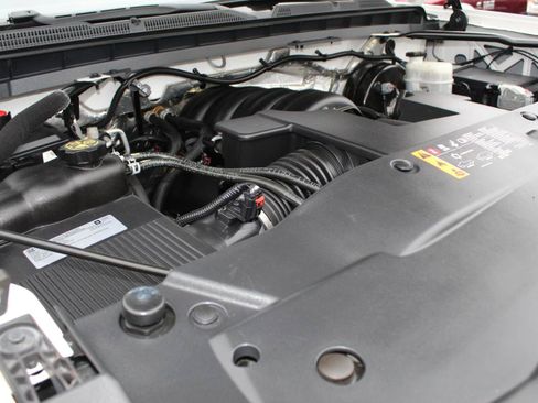 Used 2018 Chevrolet Silverado 1500 LTZ Z71 AWD/4WD image 34