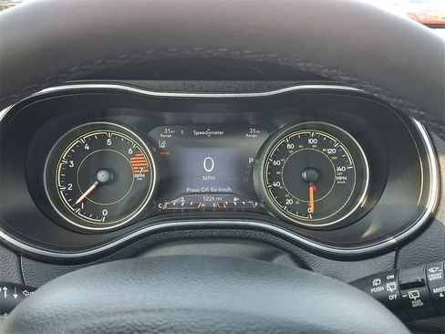 Used 2023 Jeep Cherokee Altitude Lux w/ Lux Elite Package image 13