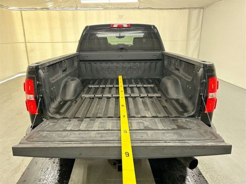 Used 2019 GMC Sierra 2500 Denali w/ Duramax Plus Package image 21