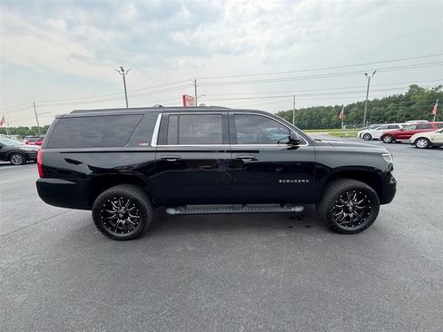 Used 2019 Chevrolet Suburban LT AWD/4WD image 8