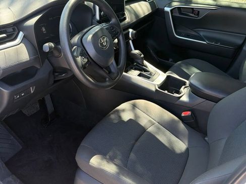 Used 2023 Toyota RAV4 LE FWD image 8