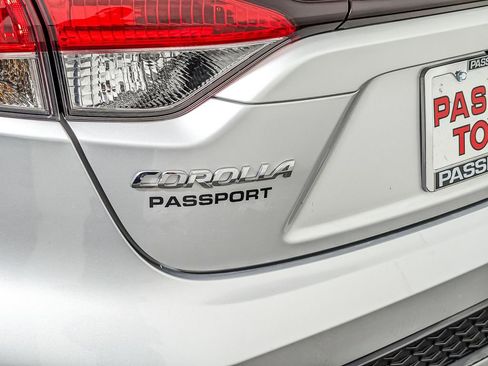 Used 2022 Toyota Corolla SE image 12