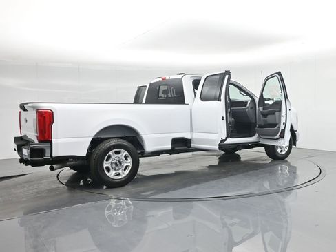 New 2026 Ford F250 XLT w/ F-250 >10K GVWR Package RWD image 22