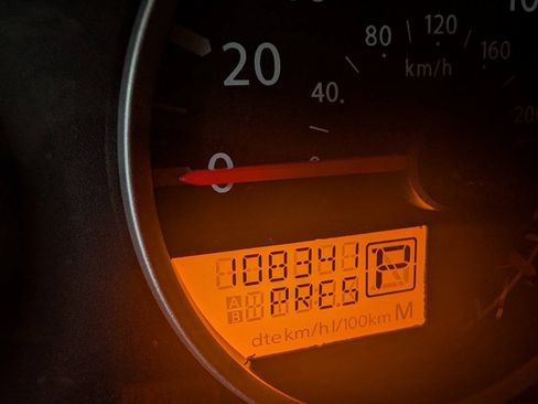 Used 2011 Nissan Pathfinder S AWD/4WD image 8