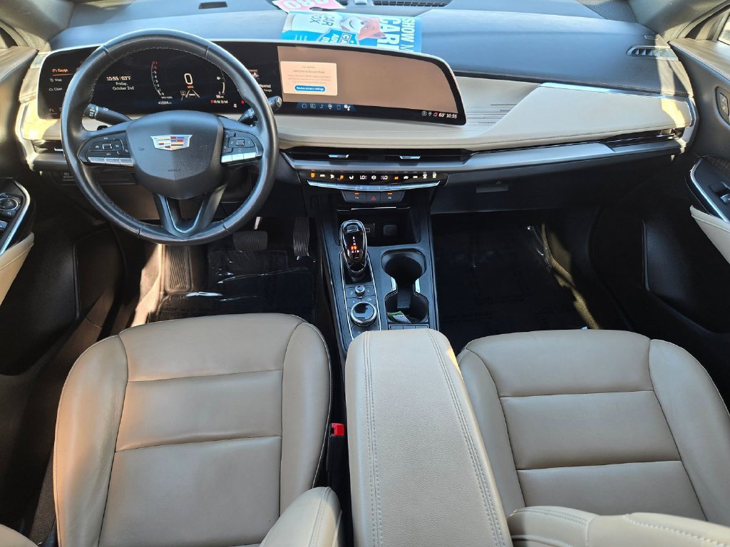 Certified 2025 Cadillac XT4 Premium Luxury FWD image 9