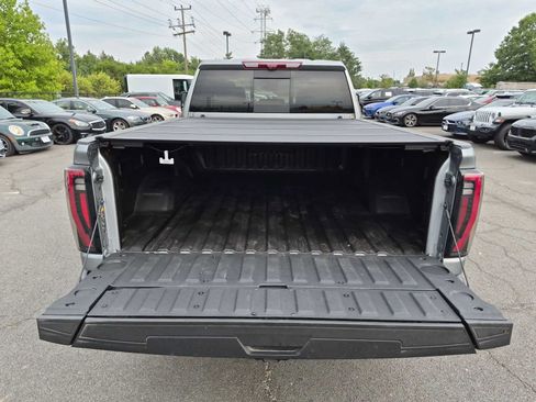 Used 2026 GMC Sierra 2500 AT4 w/ AT4 Premium Plus Package AWD/4WD image 37