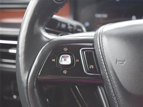 Used 2023 Lincoln Aviator Reserve image 10