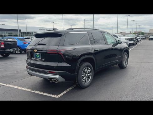 Certified 2024 Chevrolet Traverse LT FWD image 8