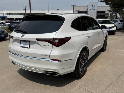 Used 2026 Acura MDX SH-AWD w/ Advance Package image 4