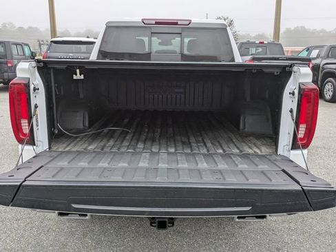 Used 2023 GMC Sierra 1500 SLT w/ SLT Premium Package image 13
