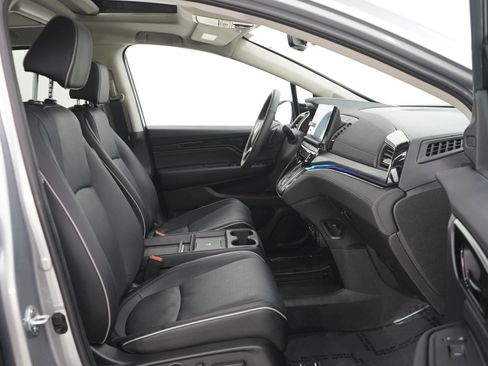 Used 2026 Honda Odyssey Elite image 11