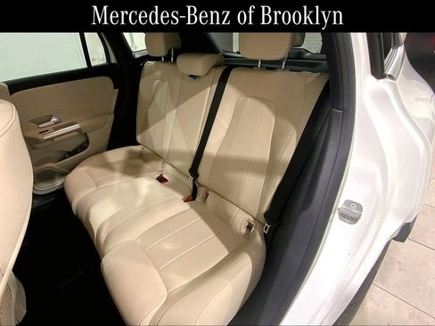 Certified 2025 Mercedes-Benz GLA 250 4MATIC image 20