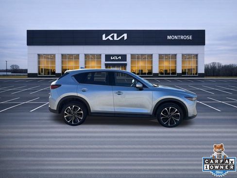 Used 2023 MAZDA CX-5 AWD 2.5 S w/ Premium Plus Pkg image 4