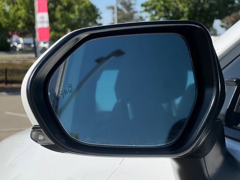 Used 2025 Toyota Camry SE FWD image 55