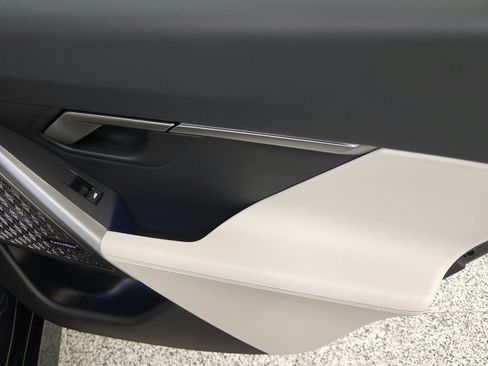 Used 2024 BMW i5 M60 w/ Premium Package AWD/4WD image 33