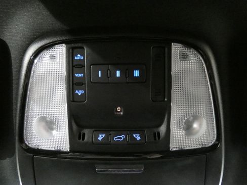 Used 2023 Dodge Durango R/T AWD/4WD image 18