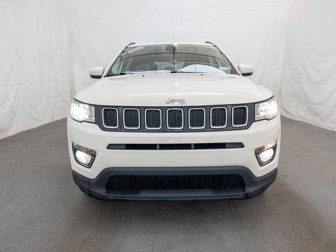 Used 2018 Jeep Compass Latitude w/ Popular Equipment Group image 2