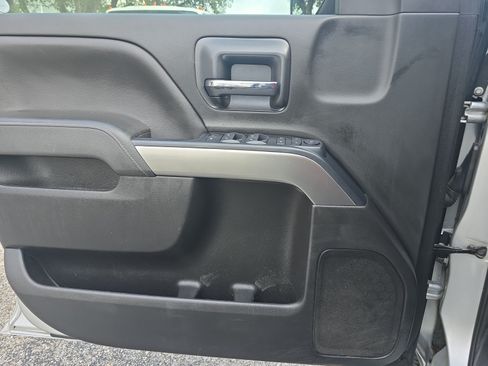 Used 2019 Chevrolet Silverado 1500 LT AWD/4WD image 25