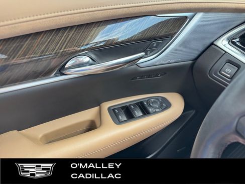 Used 2024 Cadillac XT6 Sport w/ LPO, Onyx Lite Package AWD/4WD image 19