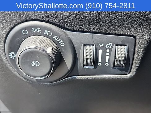 Used 2024 Jeep Compass Limited AWD/4WD image 16