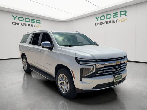 Used 2025 Chevrolet Suburban Premier AWD/4WD image 56
