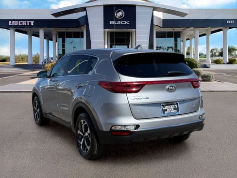 Used 2021 Kia Sportage LX AWD/4WD image 6