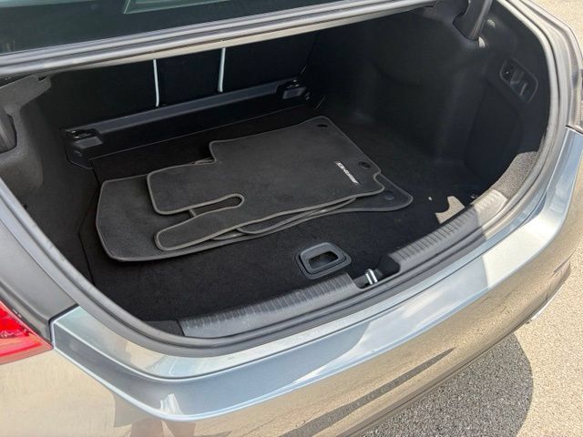 Used 2022 Mercedes-Benz C 300 Sedan image 30