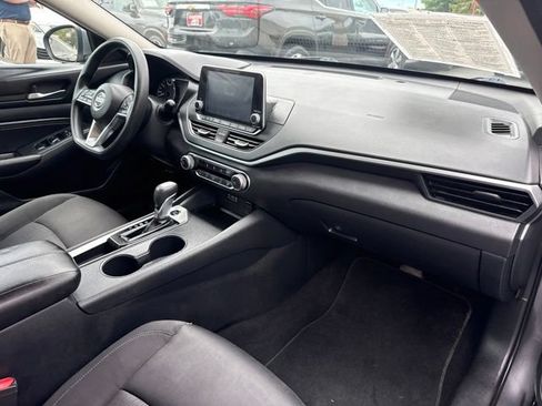 Used 2020 Nissan Altima 2.5 S FWD image 18