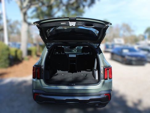 Certified 2024 Kia Sorento SX Prestige image 9