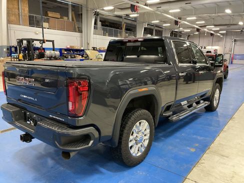 Used 2021 GMC Sierra 3500 Denali w/ Denali Ultimate Package image 7