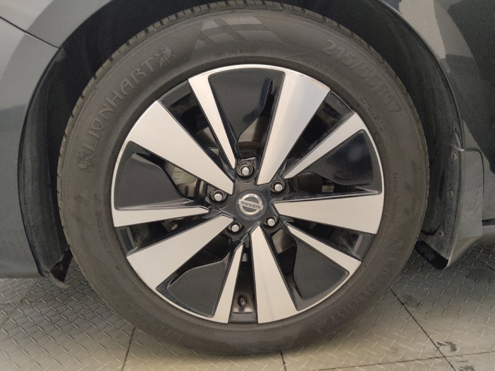 Used 2021 Nissan Altima 2.5 SV FWD image 31