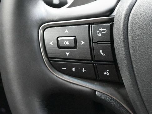 Used 2023 Lexus ES 350 w/ Premium Package FWD image 7