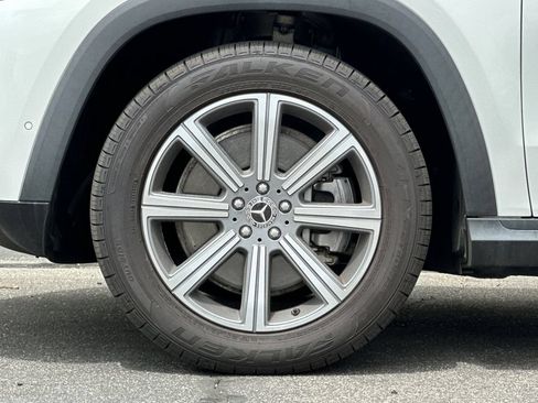 Used 2022 Mercedes-Benz GLS 450 4MATIC image 29