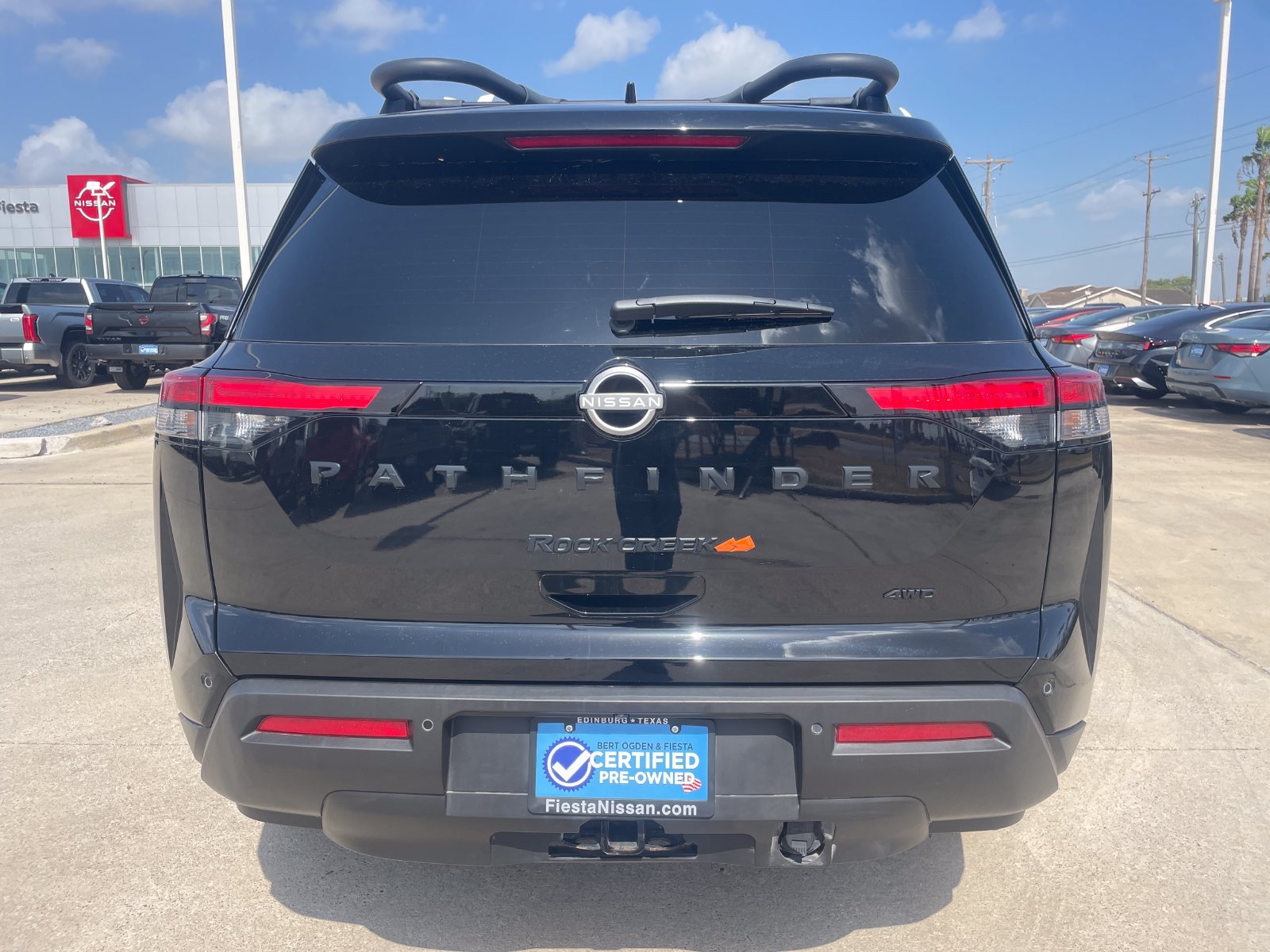 Used 2024 Nissan Pathfinder Rock Creek AWD/4WD image 4