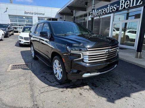 Used 2023 Chevrolet Tahoe High Country image 3