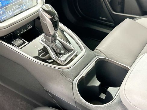 Certified 2025 Subaru Outback Limited w/ Popular Package #2 image 16