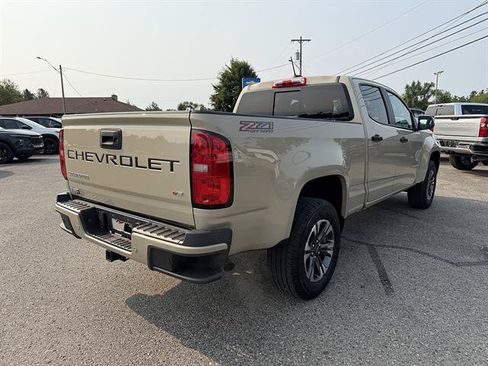 Used 2021 Chevrolet Colorado Z71 AWD/4WD image 6
