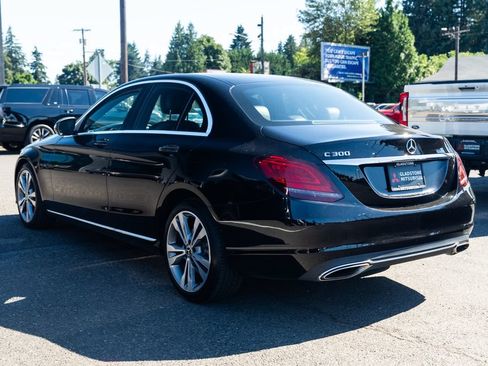 Used 2019 Mercedes-Benz C 300 Sedan image 4