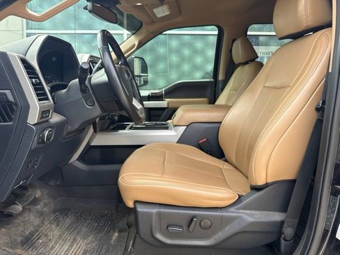 Certified 2022 Ford F350 Lariat w/ Lariat Ultimate Package AWD/4WD image 9