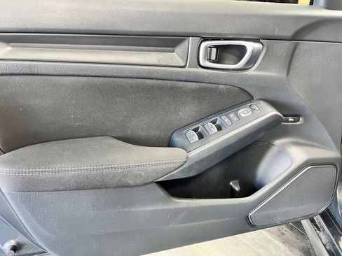 Used 2023 Honda Civic Sport image 17