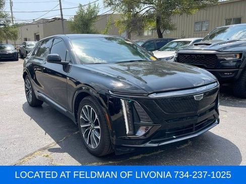Used 2024 Cadillac Lyriq Sport AWD/4WD image 4