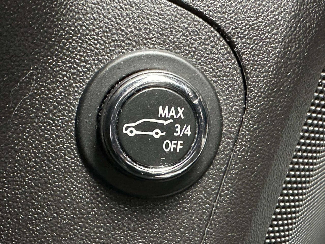 Used 2019 GMC Acadia SLE w/ Driver Alert Package I AWD/4WD image 40