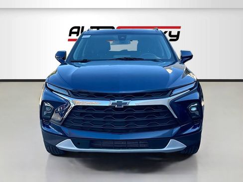 Used 2023 Chevrolet Blazer LT w/ Convenience Package image 2