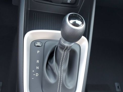 New 2026 Hyundai Venue SE FWD image 24