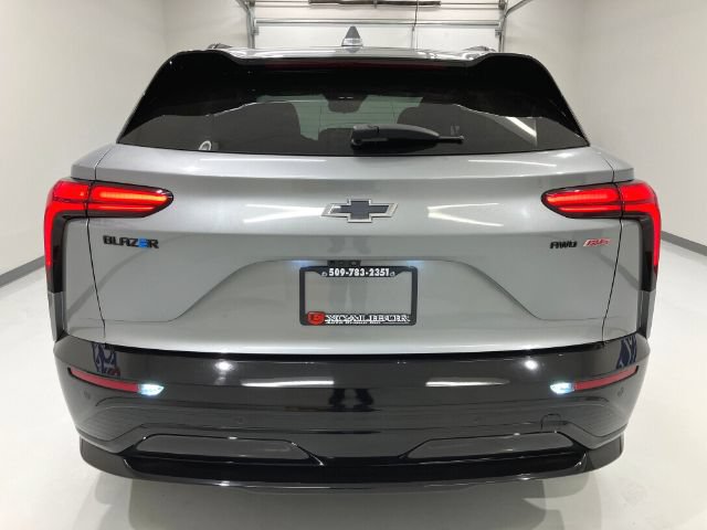 Used 2024 Chevrolet Blazer EV RS AWD/4WD image 25