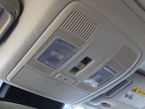 Used 2022 MAZDA CX-5 AWD 2.5 S w/ Premium Package image 23