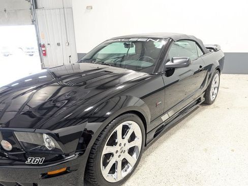 Used 2006 Ford Mustang GT Premium RWD image 7