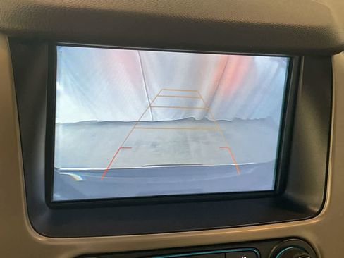 Used 2019 GMC Yukon Denali w/ Open Road Package image 17