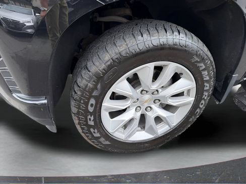 Used 2021 Chevrolet Silverado 1500 Custom AWD/4WD image 9