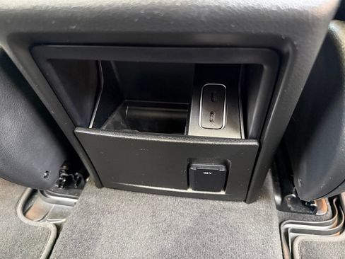 Used 2023 Mercedes-Benz GLS 450 4MATIC image 38